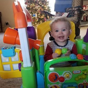 Meet your Posher, Logan